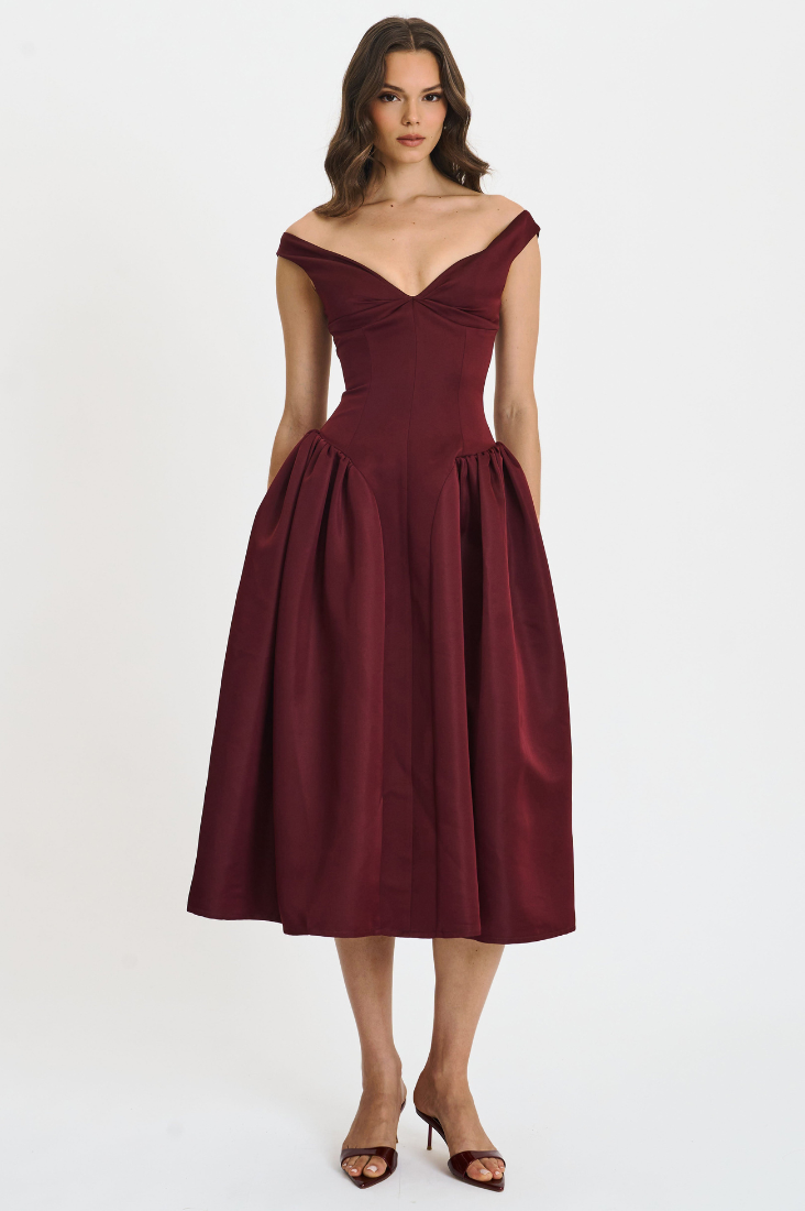 Omella Burgundy Ruched Bust Sweetheart Flared Midi Dress - Miss Circle