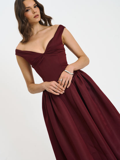 Omella Burgundy Ruched Bust Sweetheart Flared Midi Dress - Miss Circle